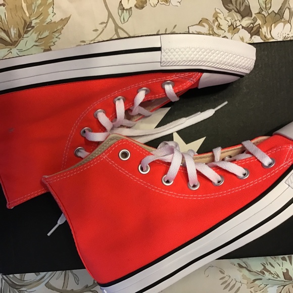 Shoes - Picture 3 of 4